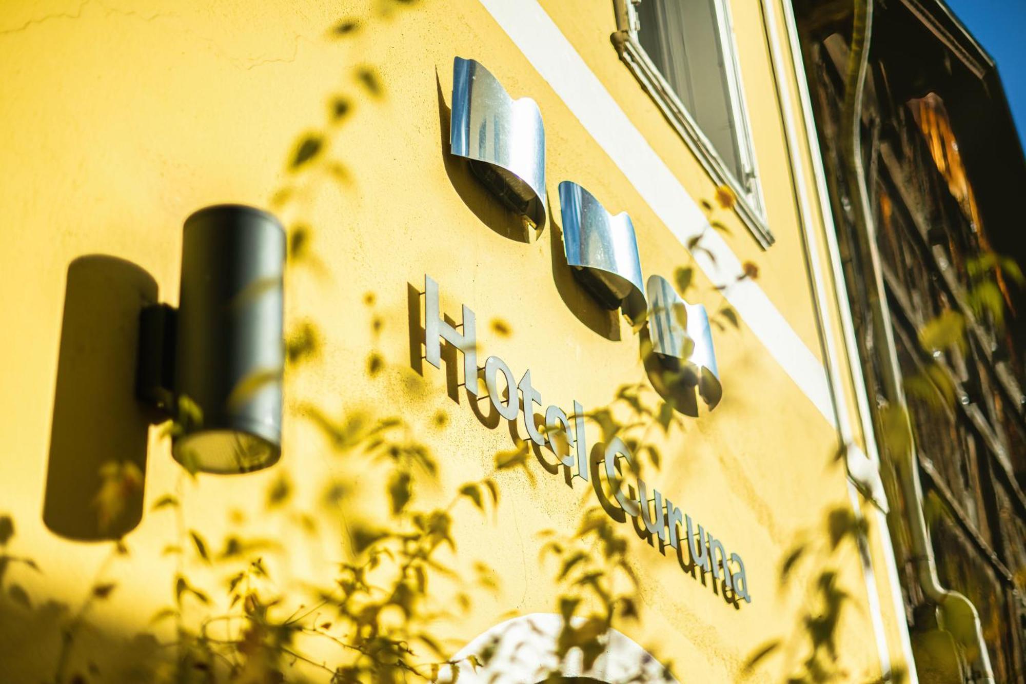 Curuna Hotel-Garni B&B Scuol Exterior photo