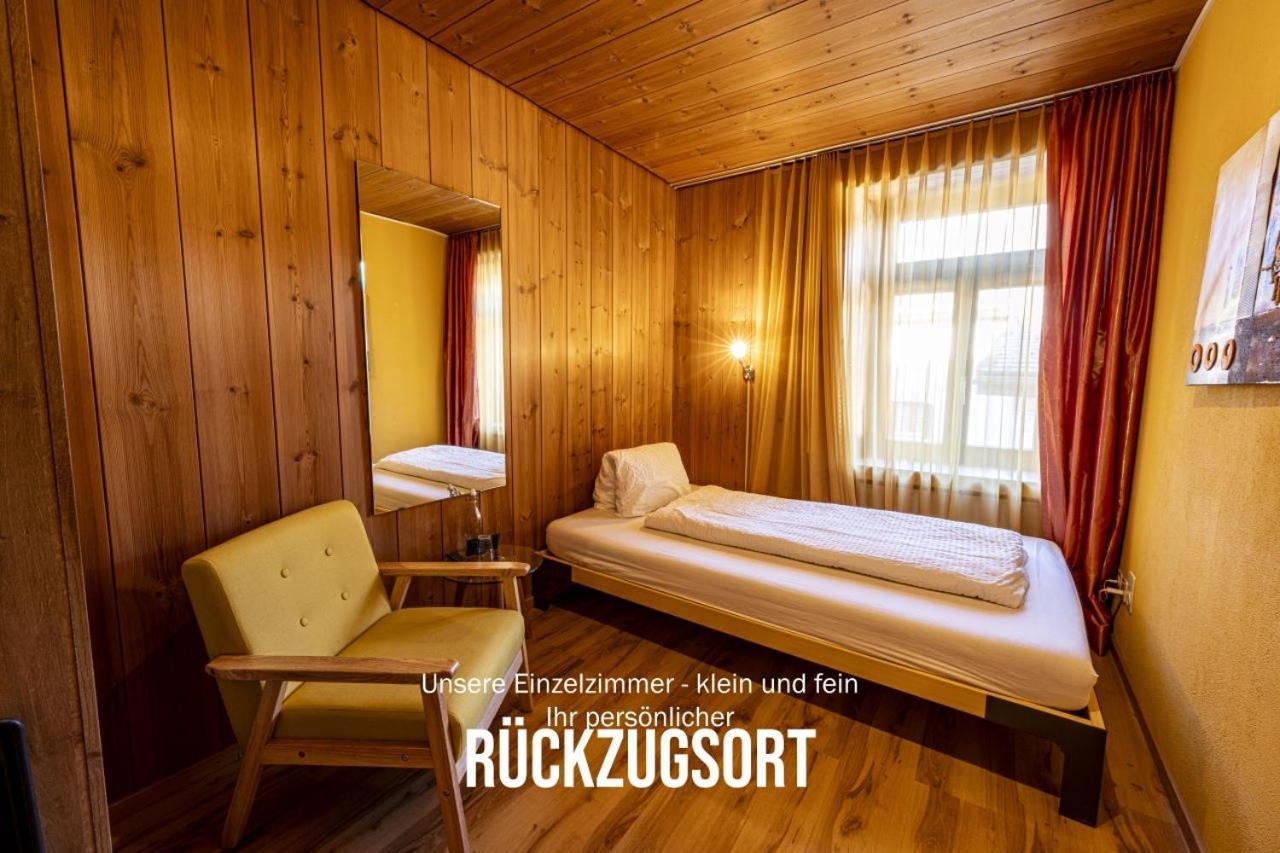 Curuna Hotel-Garni B&B Scuol Exterior photo